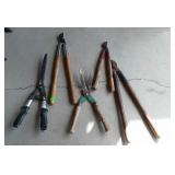 5 pairs of pruners