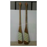 Pair of painted paddles. 5