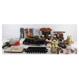 Miscellaneous group, metal Tonka tractor,