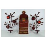 Kitchen decor group, pair of apple themed scones,