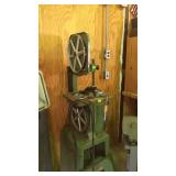 KFF 14" wood cutting band saw this one needs work