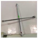 4 way lug wrench