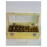 18 end mill set center cutting bits with wood box