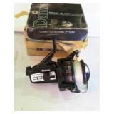 Daiwa RB1600 fishing reel with box but box is