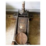 Napa hydraulic floor jack, not sure but looks to