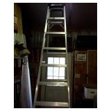 Louisville 10ft aluminum step ladder like new