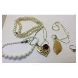 Rose floral necklace, leaf necklace, ring size 6,