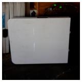 6 foot poly Lifetime banquet table, Suit case