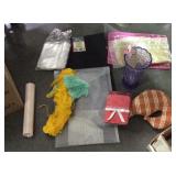 Misc - one box lot, knitting needle, gift card