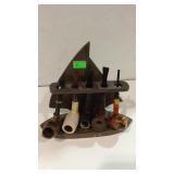 Pipe rest with 5 pipes