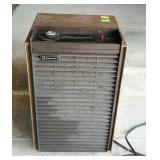 Humidifier, it is automatic, not tested by us