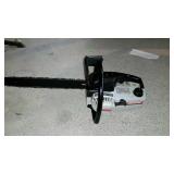 Craftsman 20/16" chain saw with case, extra
