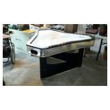 Air hockey table, triangle shaped - Tri-Hockey