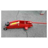 Floor jack not sure of the weight it holds