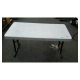 Four foot folding poll table