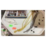 Tray lot of jewelry necklaces earrings has etc