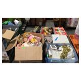 Skid lot - Christmas & Holloween decor, chandalier