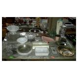 Group lot - glass bowls, refrigerator dish with