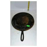 Cast iron 10" griddle, some rust