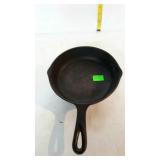 Cast iron skillet with heat ring, no name #5