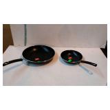Two porcelain enamel skillets