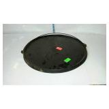 Cast iron round griddle with handle 13in dia.