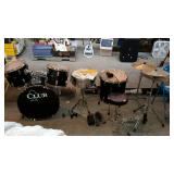 Club kids drum set