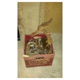 Crate with clamps