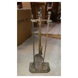 Fireplace tool set