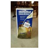 Deck sprayer, 2 gallon clean and seal deck