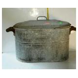 Tin wash boiler with lid - interior has lime