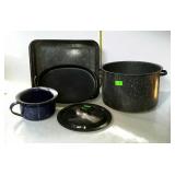 Enamel ware lot - 12 x 13" baking dish, 9" lid,