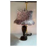 Home décor 3-bulb table lamp with metal base,