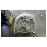 Patton air circulator floor fan. Works. Seller