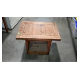 This ends up end table, measures 27,by 20 by 20