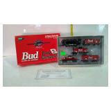 6 piece Train Set H.O. Scale die cast train