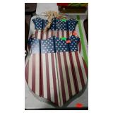 Patriotic decor - two flag design wall plaques -
