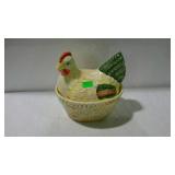 Hen on nest cookie jar