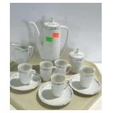 Chocolate / espresso pot with five mugs, three