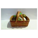 1998 Longaberger Basket with crafty home decor
