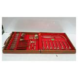 Flatware in silver chest - brass finish, Svc-8