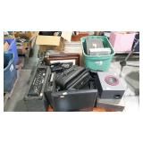 Group lot of electronics, Carving pro bass 500