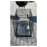Metal dog crate, with bottom tray, measures 30