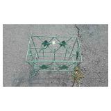 Metal magazine rack