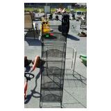 Mesh magazine rack