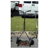 Reel mower, with 16 inch cut
