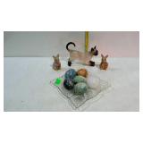 Decor figures lot, ceramic cat, 2 mice figures, 6