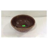 Brown USA pottery mixing bowl, does have chip in