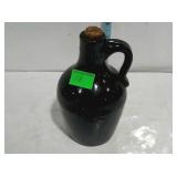 Crockery pottery pint size jug with ginger hold