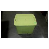 Sterilite green tote with locking lid. 20 gallon.